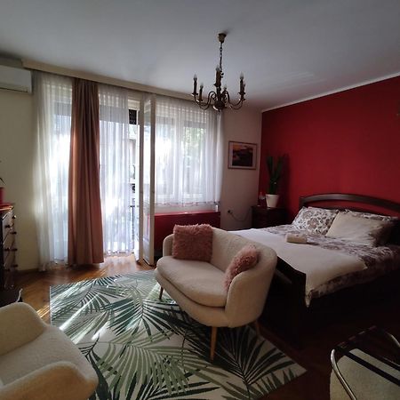 Bgholik Studio Apartment Belgrado Buitenkant foto